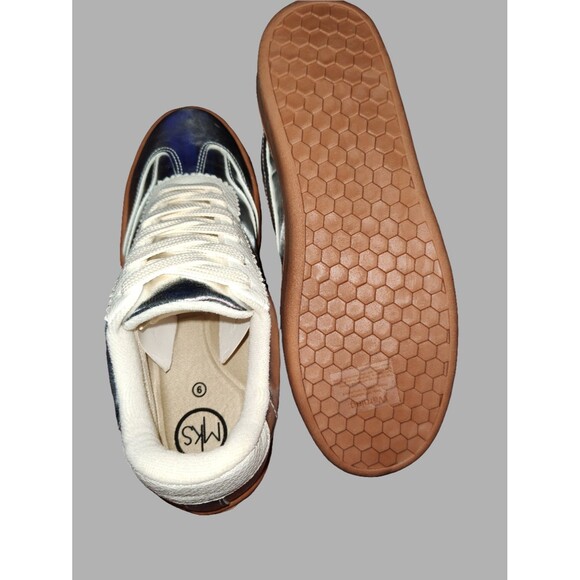 Women's Silver Sneakers with Laces - Picture 3 of 4